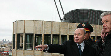 Мэр зашел с дорожной  карты