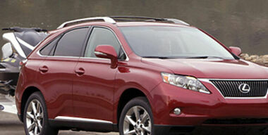 Новый Lexus уже в пути 