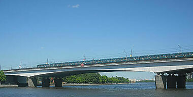 Нагатинский мост  нагонит время 