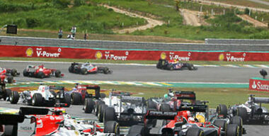 «Формула-1»: 20 гонок в 2012 году и поправки к регламенту