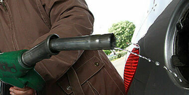 Где деньги? Бензин...