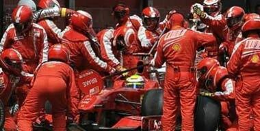«Ferrari» ставит ультиматум, «Red Bull» демонстрирует политкорректность