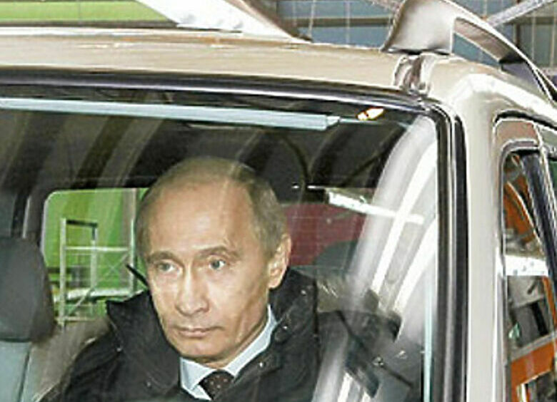 Изображение Путин продаст авто Берлускони