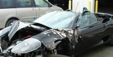 Разбитый автомобиль разрешили продавать без ремонта