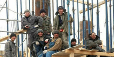 Стройплощадки в столице засверкают в ночи