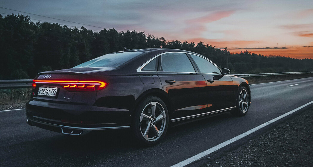 Audi A8L