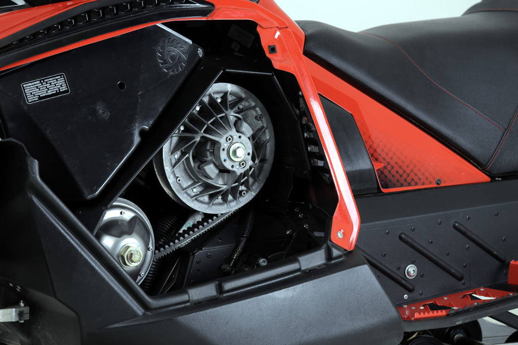 Снегоход RM Frontier 1000: чем удивит самый мощный российский «турист»
