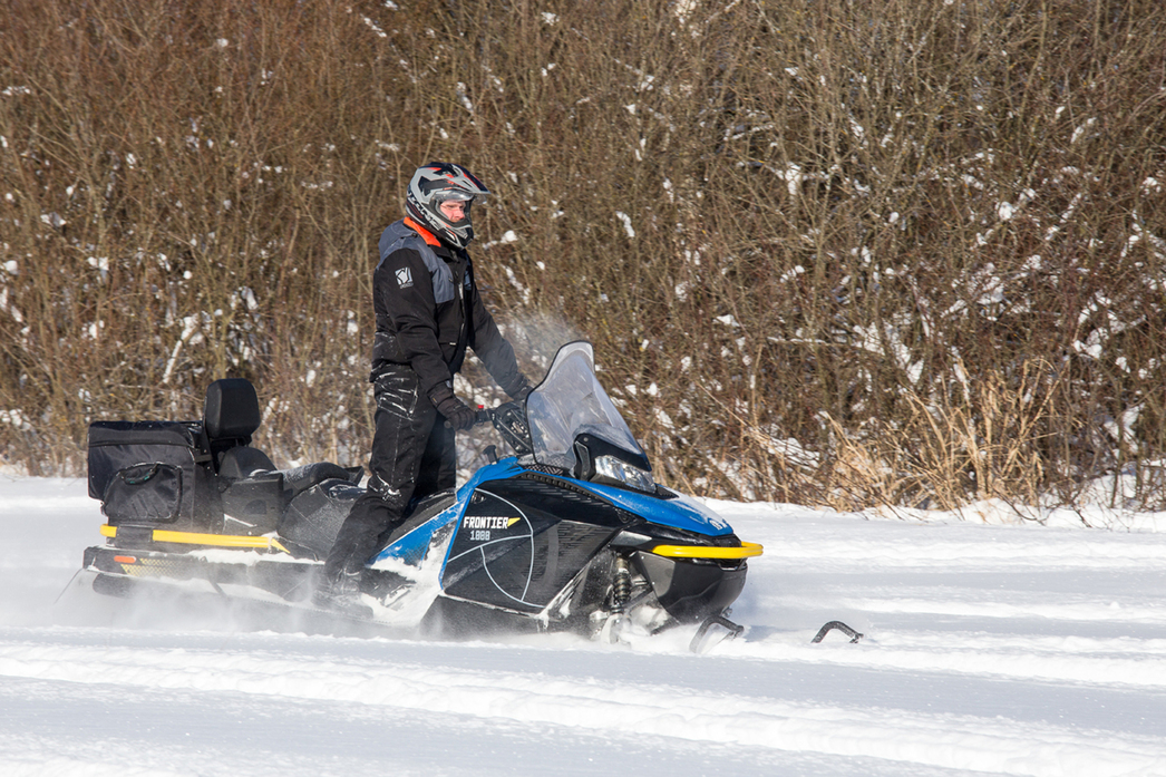 Снегоход RM Frontier 1000: чем удивит самый мощный российский «турист»