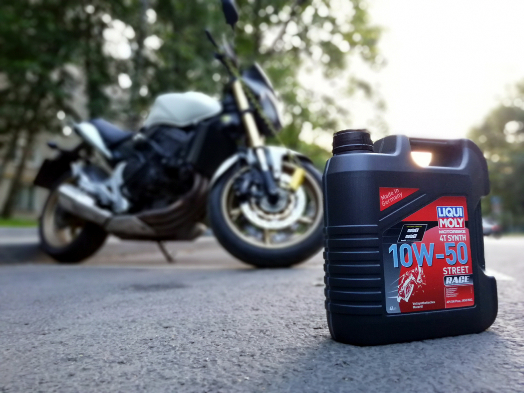 Liqui Moly motorbike 4t 10w-40 Street. Liqui Moly motorbike 4t Synth Street Race 5w-40. Liqui Moly 10w 40 Street Race. Мото масло Ликви моли 10w50. Масло для мотоцикла ликви моли