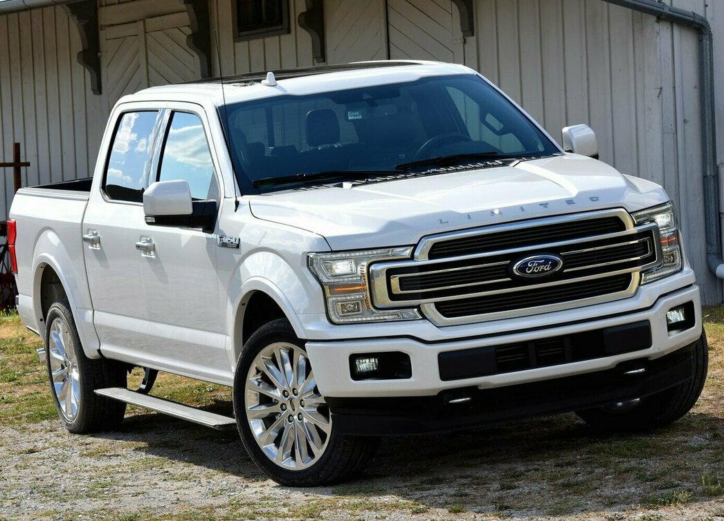 На фото Ford F-150 2018 модельного года