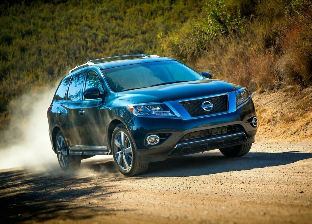 Nissan Pathfinder 2013 модельного года