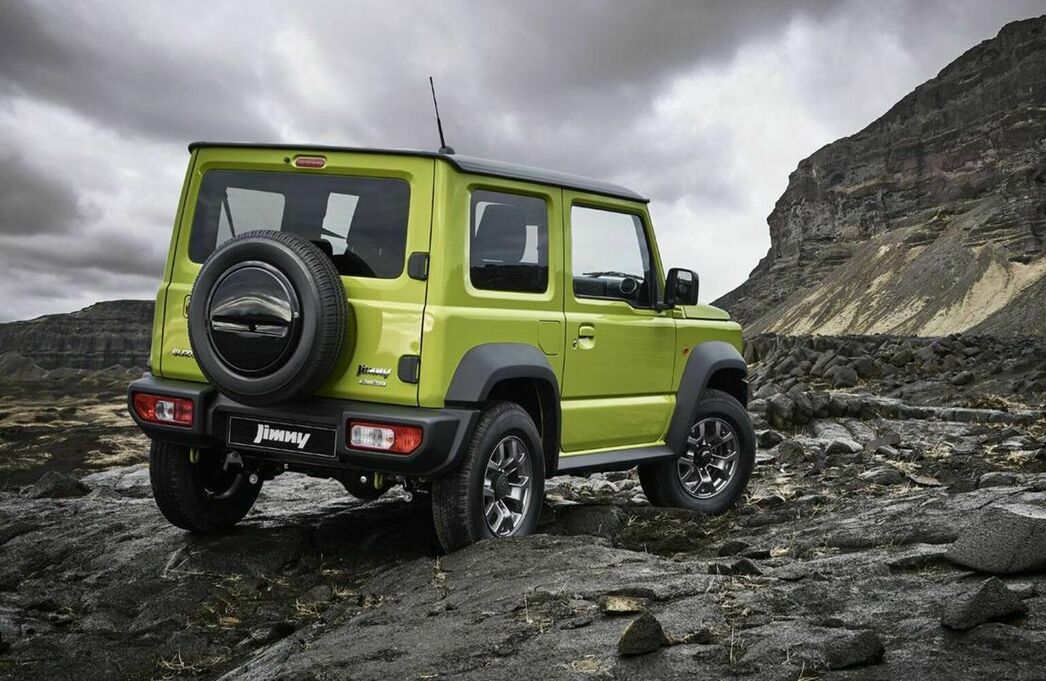 На фото Suzuki Jimny 2019 модельного года