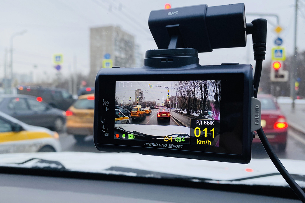 Видеорегистратор с радар-детектором Mancom 1011, GPS. Видеорегистратор с GPS выносной камерой заднего хода. Видеорегистратор с магнитным держателем. Видеорегистратор с винтовым креплением.