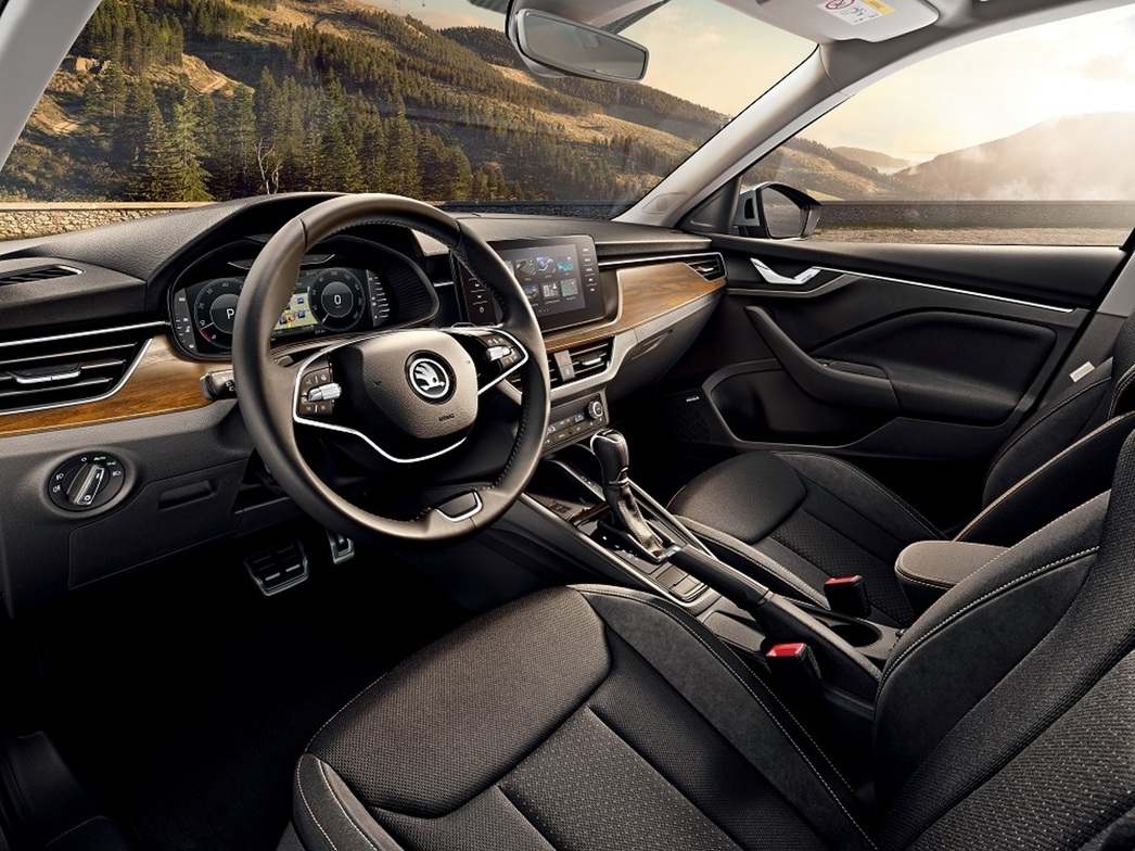 На фото Skoda Kamiq Scoutline