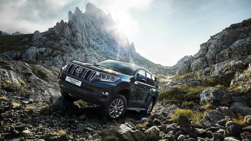 На фото Toyota Land Cruiser Prado 2018 модельного года