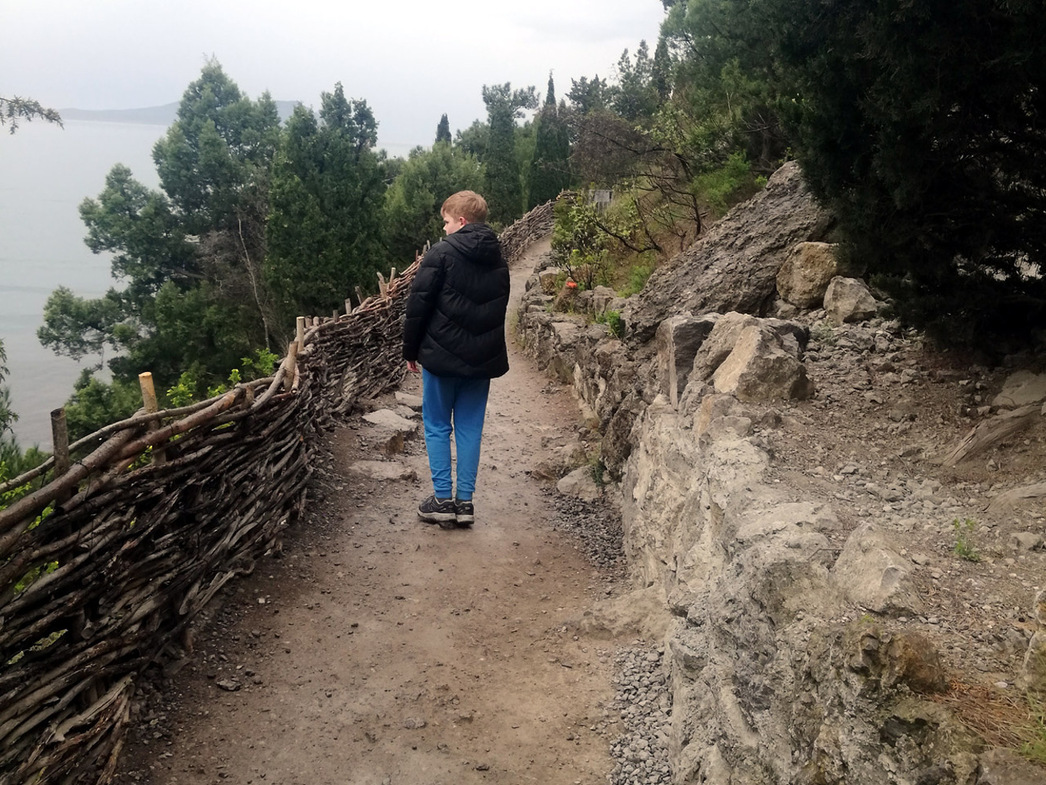 До начала прошлого столетия поселок Новый Свет назывался Парадиз, что в переводе с французского - рай.