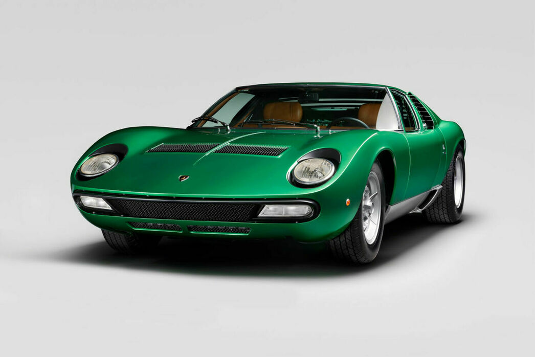 На фото Lamborghini Miura