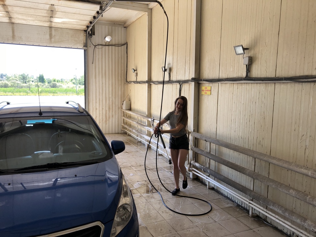 Car Wash мойка самообслуживания. Гараж и автомойка. Мойка в гараже. Мойка самообслуживания в гараже.