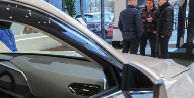 Нарасхват: почему в январе в России резко выросли продажи новых автомобилей