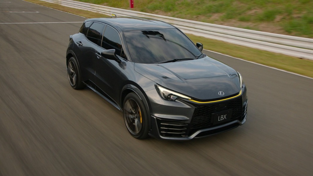 Фото: Lexus