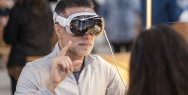 В Госдуме опасаются, что очки дополненной реальности приведут к всплеску ДТП