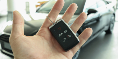 В России могут начать выдавать автомобили бесплатно, но далеко не всем