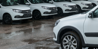 Российский рынок новых автомобилей выехал из кризиса