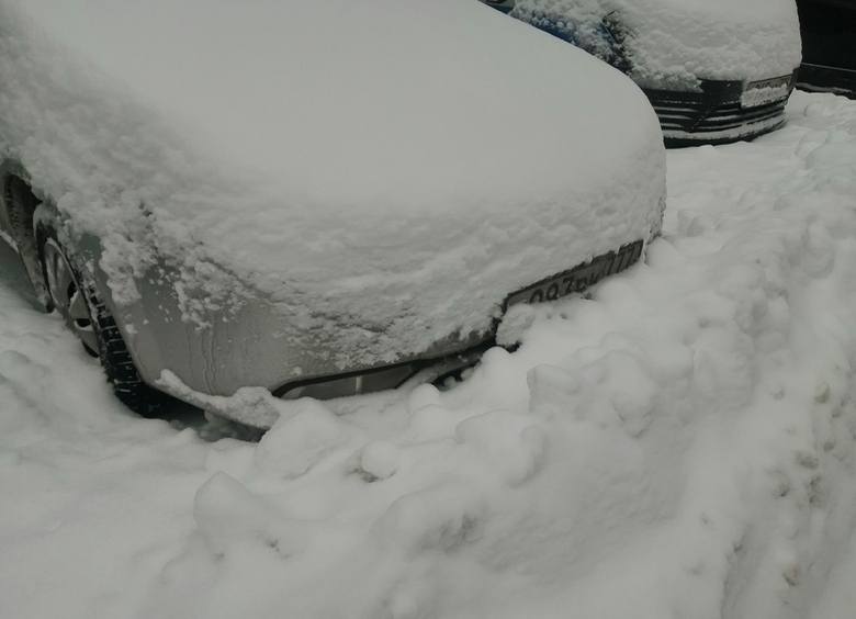 Изображение Пять глупых, но распространенных ошибок при очистке машины после сильного снегопада