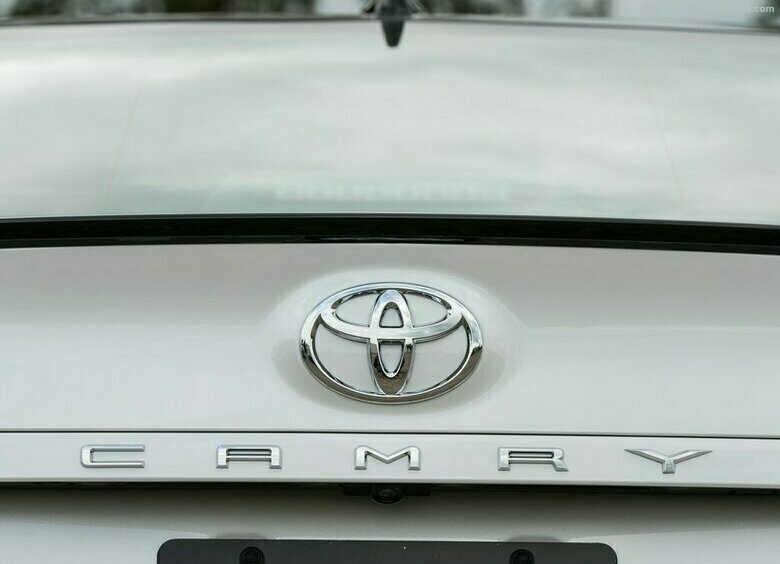 Изображение Опубликованы «живые» фотографии новой Toyota Camry