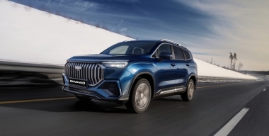 В России стартовали продажи семиместного кроссовера Geely Okavango