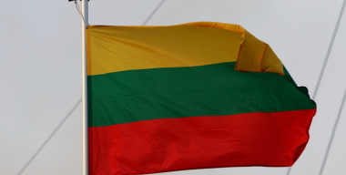 По Литве запретили ездить машинам с российскими номерами