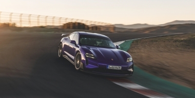 Электромобиль Taycan Turbo GT стал самым мощным Porsche в истории