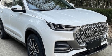 Chery обновила популярный в России кроссовер Tiggo 8