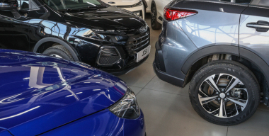 Эксперты назвали лучшее время для покупки нового автомобиля в России