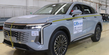 Безопасность кроссовера Exeed RX проверили во время краш-тестов