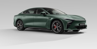 Exlantix раскрыл оснащение премиального седана ES для России