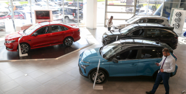 Автосалонов в России стало больше, чем до санкций