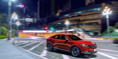 Кроссовер DFSK ix5 получит в России мощный мотор и новые опции