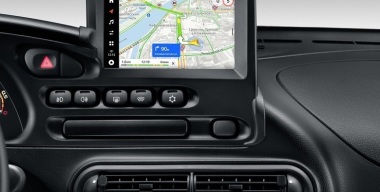 АВТОВАЗ оснастил Niva Travel мультимедиа с «Яндексом»