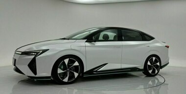 Honda и Dongfeng раскрыли подробности о первом седане Lingxi