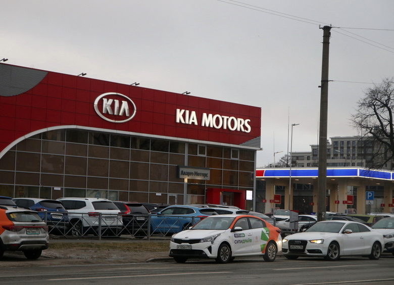 Новые автомобили Kia, которые сегодня можно купить дешевле 2 000 000 рублей