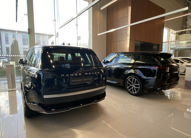 Их там нет: чем сегодня торгуют дилеры Jaguar Land Rover в России