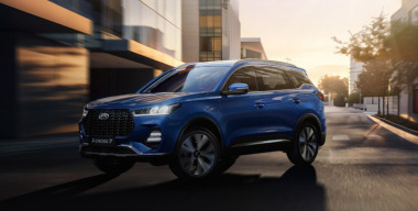 Дилеры раскрыли стоимость кроссовера Xcite X-Cross 7