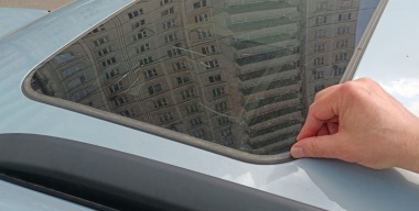 Почему даже из герметично закрытого люка машины иногда капает вода