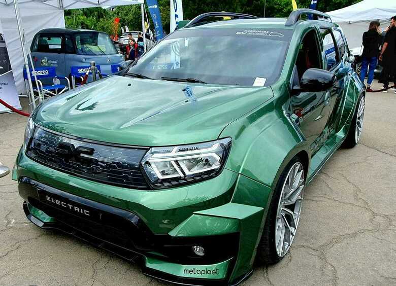 Изображение Renault Duster получил необычную тюнинг-версию