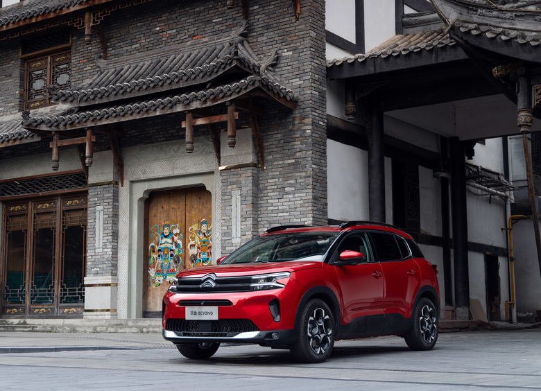 Изображение Русско-китайский кроссовер Citroёn C5 Aircross поступил в продажу