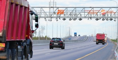 И нашим, и вашим: «Автодор» все же снизил стоимость проезда по М12