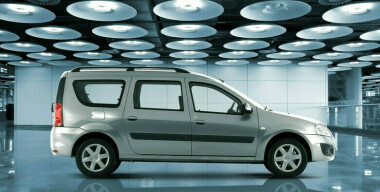 LADA Largus подорожал на миллион рублей за три года