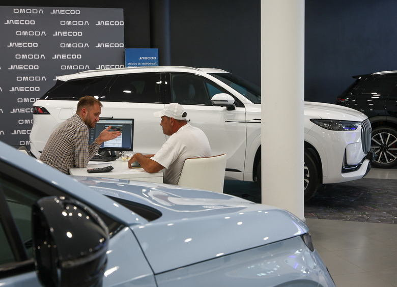 Изображение Дилеры предупредили о резком подорожании новых автомобилей в России
