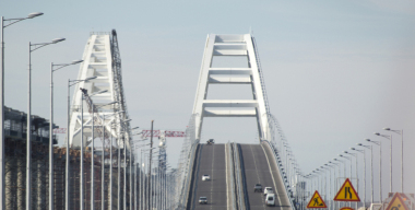 Туристический кошмар: как преодолеть Крымский мост и не сойти с ума